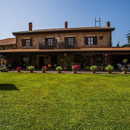 Posada Real La Montanesa Corrales De Buelna Dış mekan fotoğraf