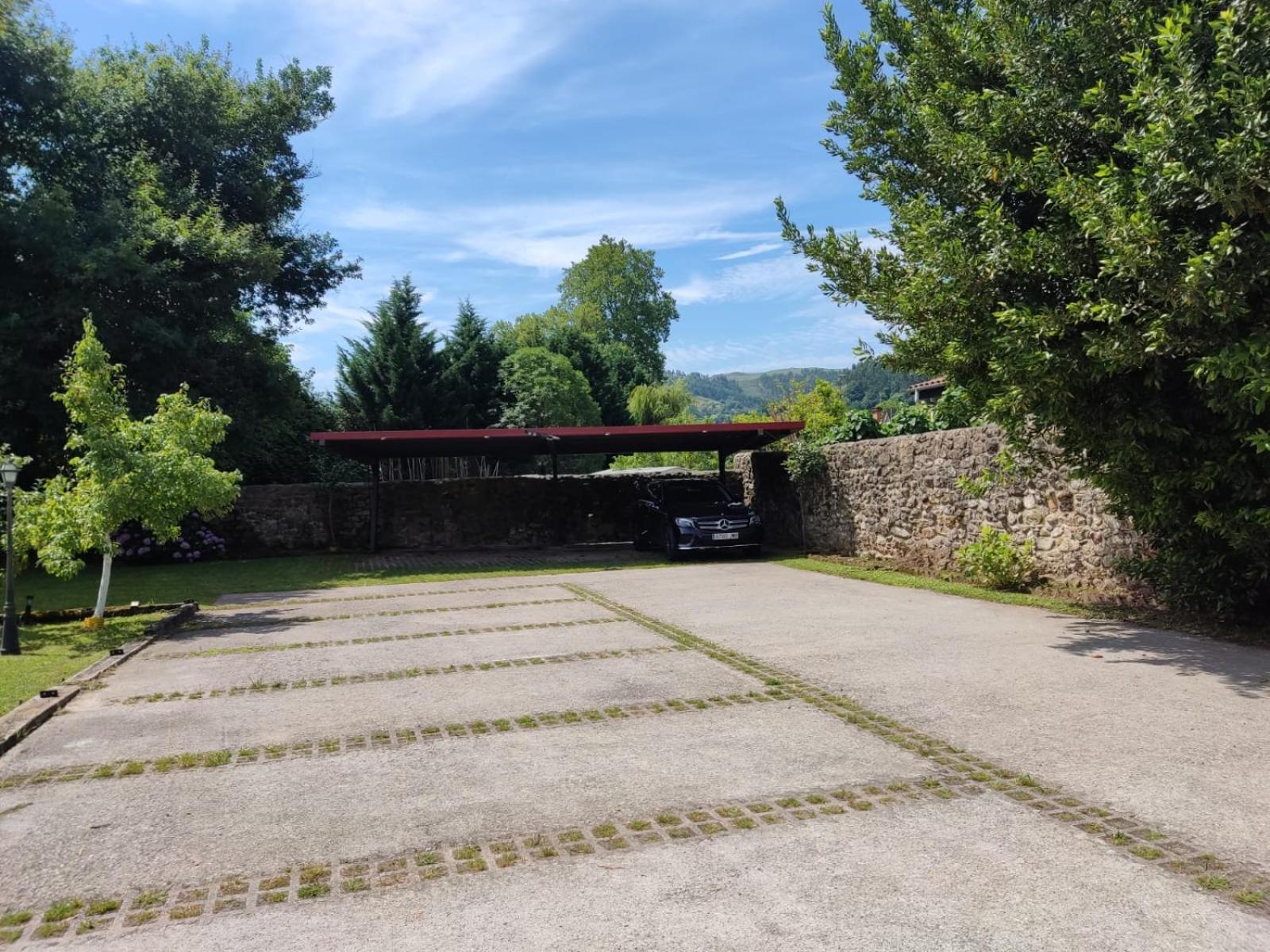 Posada Real La Montanesa Corrales De Buelna Dış mekan fotoğraf