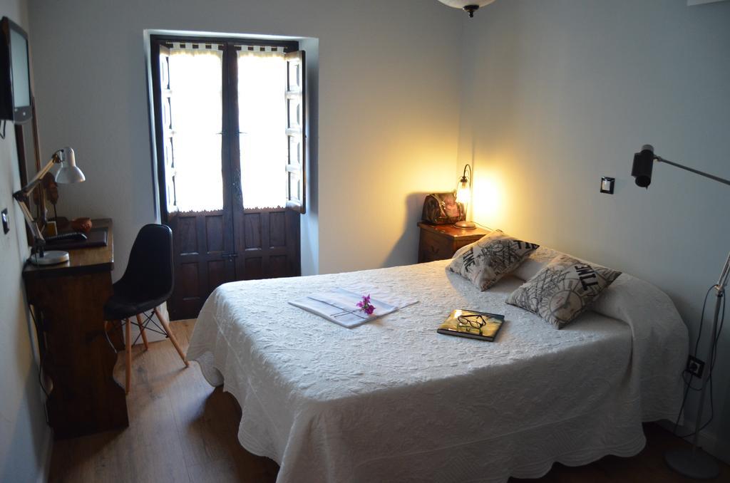 Posada Real La Montanesa Corrales De Buelna Dış mekan fotoğraf